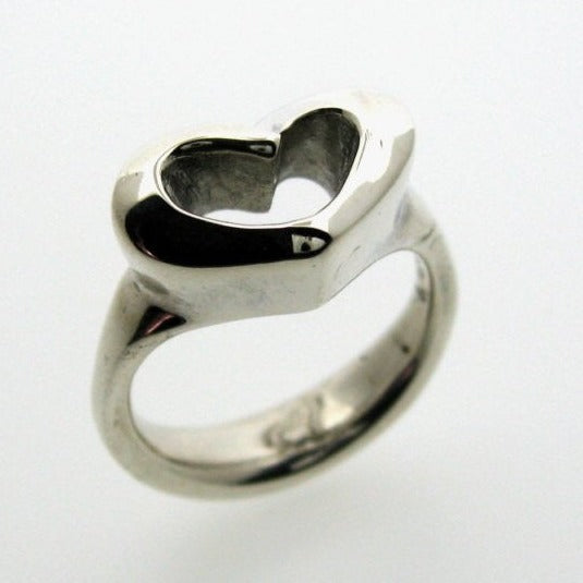 silver sculpted heart ring